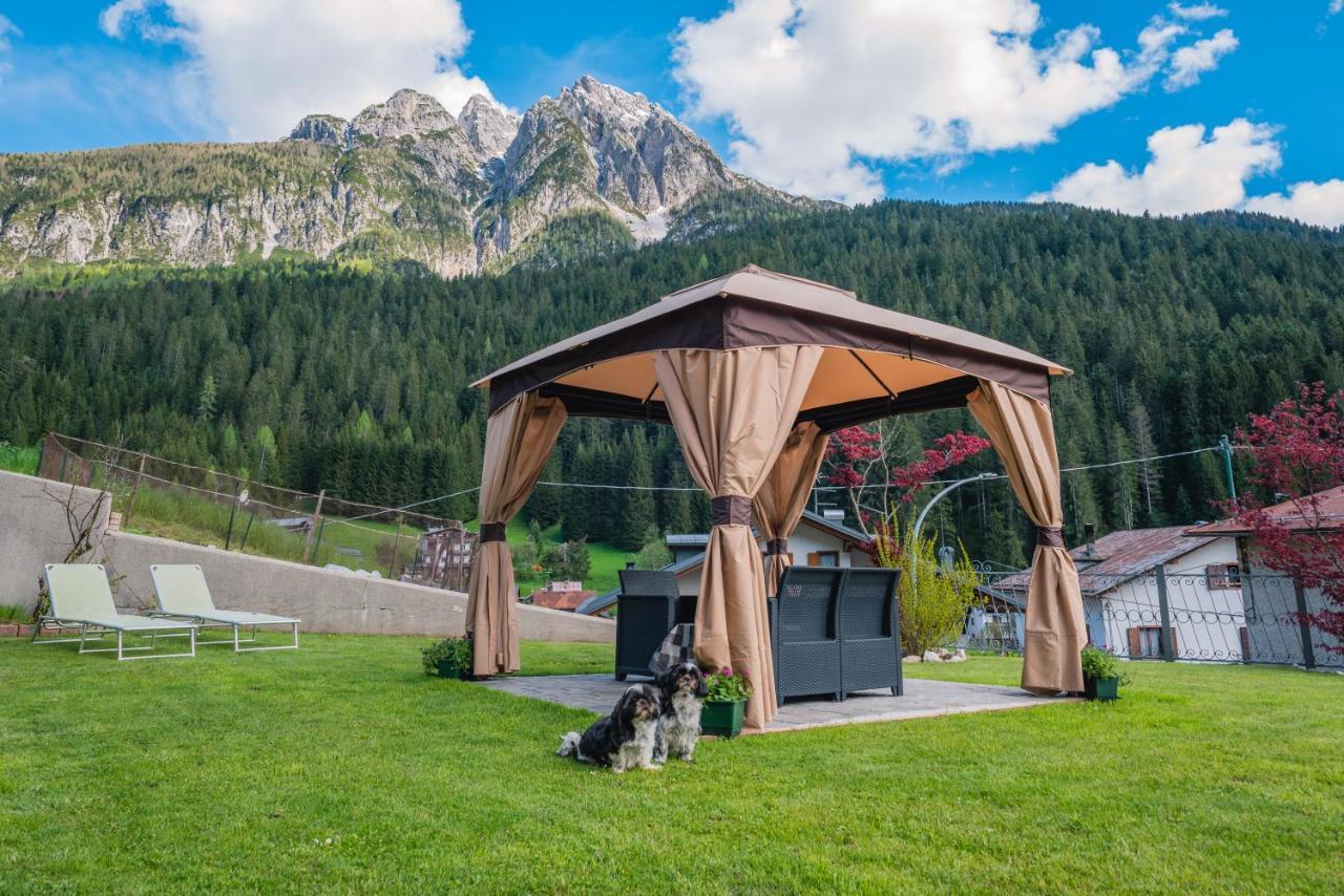 Appartamenti Patrizia San Pietro di Cadore Luaran gambar